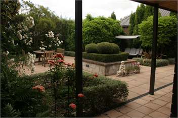 Walnut Grove Lodge sleeps 26 - Christchurch