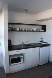 Laval Apartment - Nelson