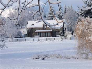 Stone House beside Coronet Peak - Queenstown