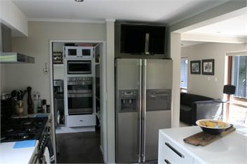 Large Executive Home Near the Beach - Wellington