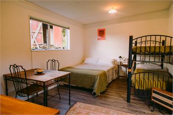Kina Hut - Stay Anakoha - marlborough sounds