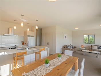 Lakeside Villa Retreat (Bachcare) - Matarangi