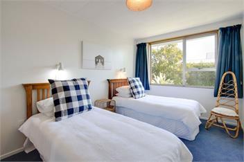 Absolute Beachfront (Bachcare) - Waimarama