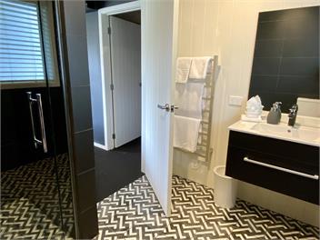 Mountain Vista Retreat - Apartment 2 - Twizel