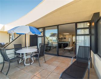 Apartment on Marine Parade - MOUNT MAUNGANUI
