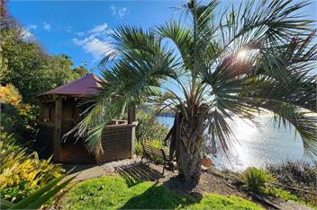 Seascape Point (Bachcare) - Mahinepua Bay