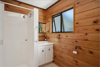 Lake Trip Cabin - Lake Taupo
