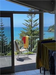 DAVINA - The Beach House - Coopers Beach