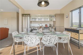 Dunes Lake View Apartment - Welcome Gift on arrival! - Matarangi