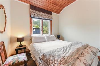 Fantail House Kaiuma Bay (Bachcare) - Havelock