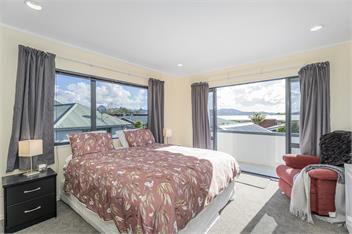 Hosts on the Coast Buffalo Beach Escape - Whitianga
