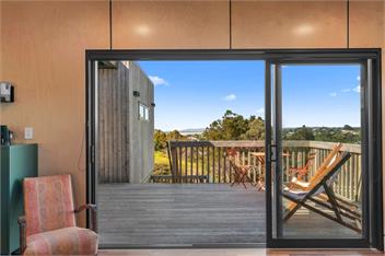 Whero Pods (Bachcare) - Mangawhai