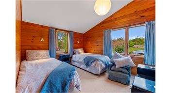 Lakefront Retreat (Bachcare) - Tauranga Taupo