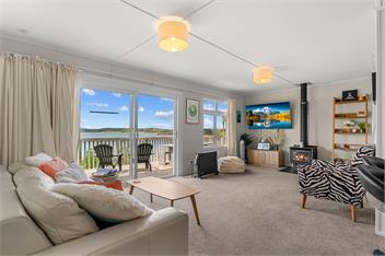 Harbour Escape (Bachcare) - Paparoa