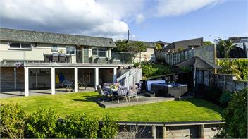 Two Palms (Bachcare) - Waihi Beach
