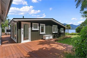 Luxury Waterfront Retreat at Mahau Sound - Mahau Sound