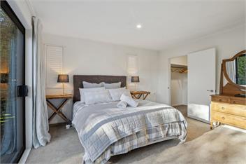 Frankton Favourite (Bachcare) - Queenstown