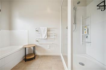 Sackville Sunshine (Bachcare) - Martinborough