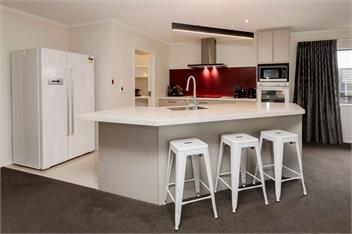 Strandon Coastal Townhouse (Bachcare) - New Plymouth
