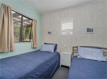 The Retro Shack (Bachcare) - Whitianga