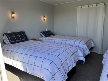 Beachfront Beach House with Ocean Views from every room - even from the Hot Tub! - Waimarama