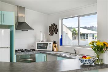 Ocean Road Beach House - Whangamata