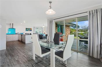 Pohara Beach Life -