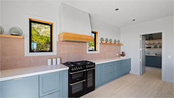 The Distiller's Retreat - 