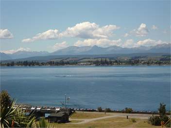Silver Birch Cottage wi-fi & sky - Te Anau Fiordland