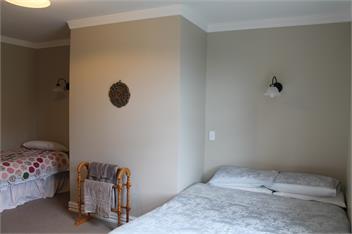 Aotea Homestead & Cottage - Martinborough
