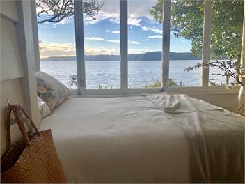 The Shack - Boatshed and Bach - Rotorua