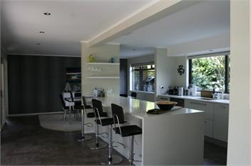 Large Executive Home Near the Beach - Wellington