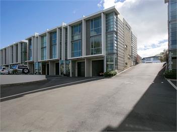 Marinaside Villa (Bachcare) - Taupo Central
