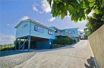 The Blue Cottage with WiFi (Bachcare) - Waipu Cove