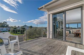 Pauanui Hangar Retreat (Bachcare) - Pauanui
