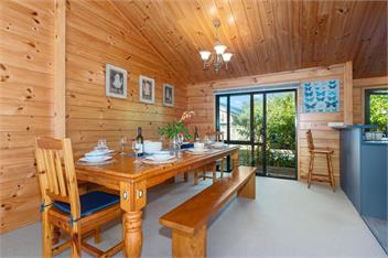 Pearl Retreat (Bachcare) - Mangawhai Heads
