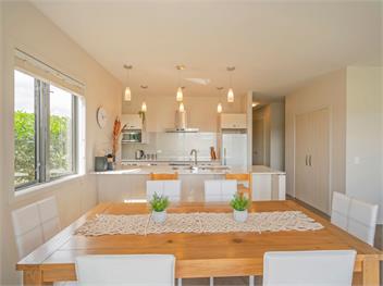 Lakeside Villa Retreat (Bachcare) - Matarangi