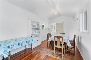 Blue Gate Cottage (Bachcare) - Waikanae Beach