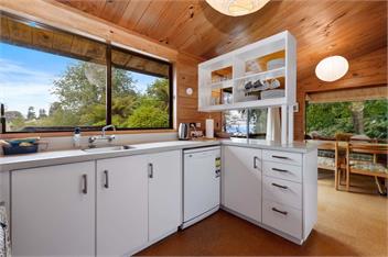Rutherfurd Lakehouse (Bachcare) - Taupo Central