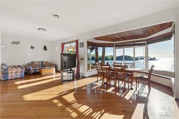 Seascape Point (Bachcare) - Mahinepua Bay