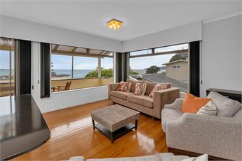 Seaside on Stratford (Bachcare) - Cable Bay