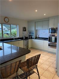 DAVINA - The Beach House - Coopers Beach