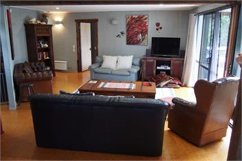 Hosts on the Coast - Oasis on Ocean - Whangamata