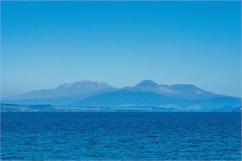 Lakefront Style (Bachcare) - Taupo