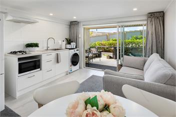 Two Palms (Bachcare) - Waihi Beach