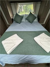 RV Space With Comfy Bed in Country Location - Hastings