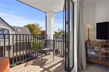 Modern Central Apartment (Bachcare) - Christchurch