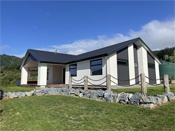 Ligar Bay - Home Away From Home - Golden Bay