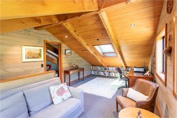 The Stables - Executive Country Living - Pohara