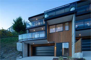 Fantastic 4 BDR Home | AC | WI-FI | Coffee Machine - Queenstown